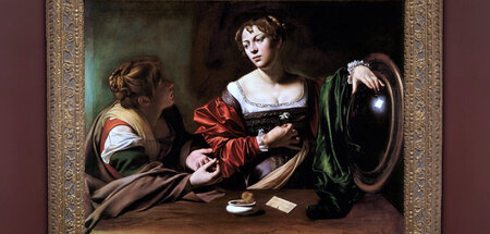 Nicht ganz zeitgemäß gekleidet: Maria Magdalena bei Caravaggio