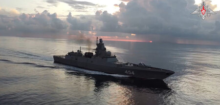 Die Fregatte »Admiral Gorschkow« der russischen Marine auf dem W...
