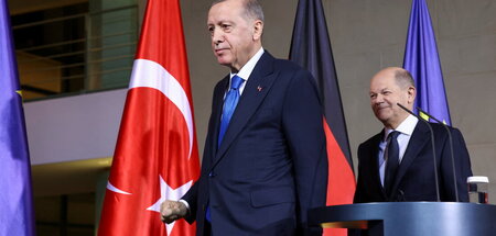 Recep Tayyip Erdoğan (l.) und Olaf Scholz in Berlin (17.11.2023)