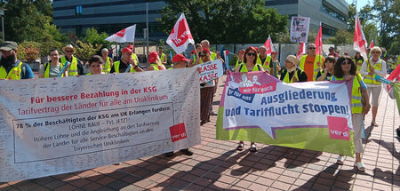 Tarifflucht stoppen: Sommerlicher Protest engagierter Gewerkscha...