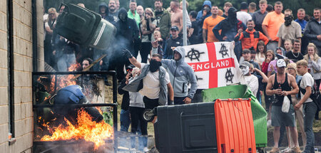 Was rechte Marodeure mit Anarchismus zu tun haben sollen, bleibt...