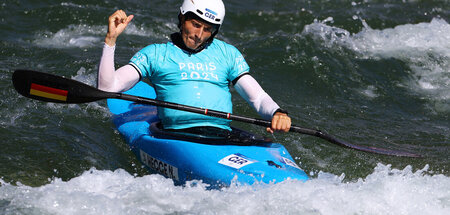 CANOESLALOM.JPG