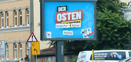 Beklebtes AfD-Plakat: Ob das Wähler davon abhält, der Partei ihr...