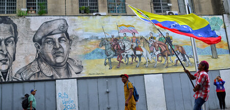 Das Erbe von Simón Bolívar und Hugo Chávez ist in Venezuela trot...