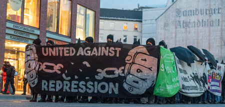 Demonstration zum Rondenbarg-Prozess gegen G20-Aktivisten (Hambu...