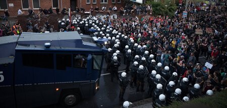 Die Auftaktdemonstration gegen den Hamburger G20-Gipfel wurde be...