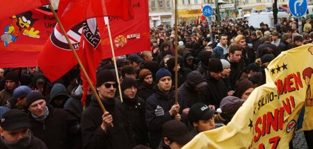 Antifaschistische Kundgebung zum Gedenken an den von Neonazis ge...