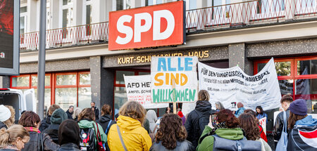 Auch die Flüchtlingspolitik der Hamburger SPD stößt auf Widersta...