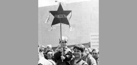 Großdemonstration zum 1. Mai in Berlin, Hauptstadt der DDR