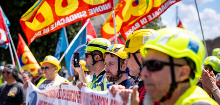 Protestaktion von Arbeitern vor dem Ministerium für Infrastruktu...