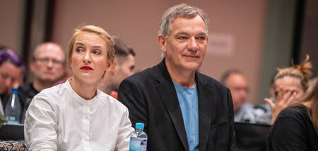 Ines Schwerdtner und Jan van Aken vor ihrer Wahl beim Bundespart...