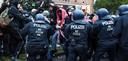 ISRAEL-PALESTINIANS-ANNIVERSARY-GERMANY-PROTEST.JPG