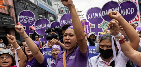 WOMENS-DAY-PHILIPPINES.JPG