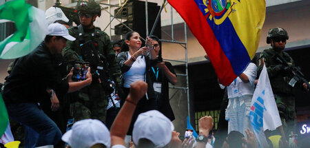 ECUADOR-ELECTION-GONZALEZ.JPG