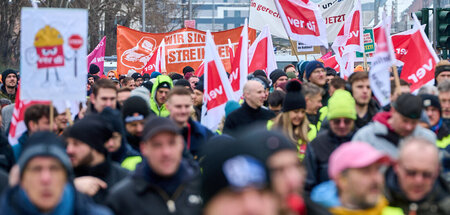 Demonstration von Verdi und Beamtenbund am Freitag in Berlin