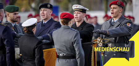 Anbrüllen fürs Vaterland: Feierliches Gelöbnis am 70. Jahrestag ... Anbrüllen fürs Vaterland: Feierliches Gelöbnis am 70. Jahrestag ...
