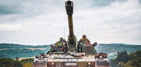 Deutsche Waffenschmieden machen ihre Profite nach wie vor haupts... Deutsche Waffenschmieden machen ihre Profite nach wie vor haupts...