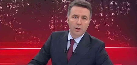 Gibt sich als konservativer Moralapostel: Journalist Mehmet Akif... Gibt sich als konservativer Moralapostel: Journalist Mehmet Akif...