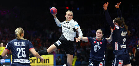 Probieren, probieren, trotzdem verlieren: Deutschlands Annika Lo... Probieren, probieren, trotzdem verlieren: Deutschlands Annika Lo...