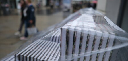 Manche bellen noch im Ein-Euro-Laden: Mein Angebot – 50 Cent Manche bellen noch im Ein-Euro-Laden: Mein Angebot – 50 Cent