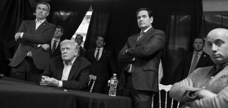 Gangster und Kidnapper: US-Präsident Donald Trump zwischen CIA-D... Gangster und Kidnapper: US-Präsident Donald Trump zwischen CIA-D...