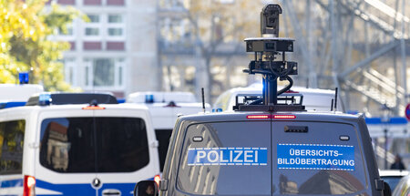 Bespitzelung durch Geheimdienste findet nicht so sichtbar statt ... Bespitzelung durch Geheimdienste findet nicht so sichtbar statt ...