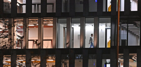 Auch in diesem Bürogebäude in München werden Nachtschichten eing... Auch in diesem Bürogebäude in München werden Nachtschichten eing...