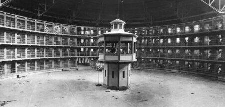 Wie der Ausbruch aus dem digitalen Panoptikum gelingen kann, dis... Wie der Ausbruch aus dem digitalen Panoptikum gelingen kann, dis...