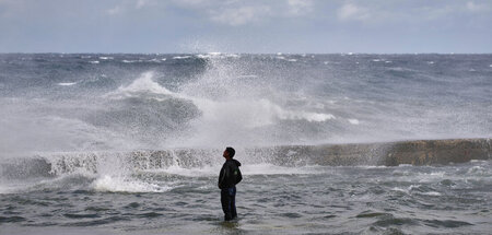 Den Wogen trotzen (Havanna, 1.2.2026) Den Wogen trotzen (Havanna, 1.2.2026)