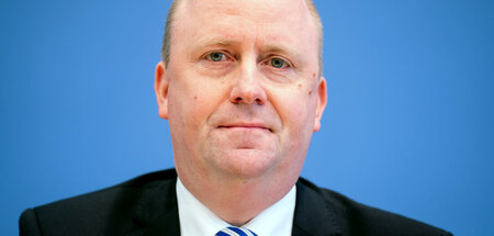 Uwe Becker (19.5.2021) Uwe Becker (19.5.2021)