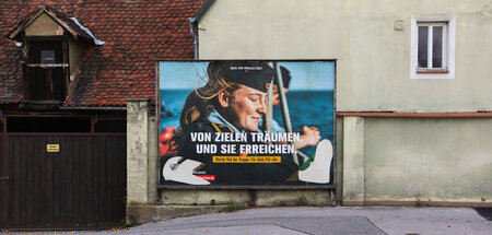 Mit der Bundeswehr dem grauen Alltag entfliehen Mit der Bundeswehr dem grauen Alltag entfliehen