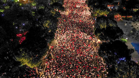 Großdemonstration in Tirana: Die Albaner wollen sich den Ausverk... Großdemonstration in Tirana: Die Albaner wollen sich den Ausverk...