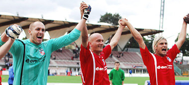 Gru&szlig; an die bl&ouml;den S&auml;cke vom Teambuilding: Marcu...