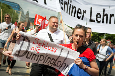 Sch&amp;uuml;ler und Lehrer demonstrierten am Freitag in Berlin ...