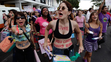 Starke Bewegung gegen Machismo: am 22. Juni 2013 gingen in der H...