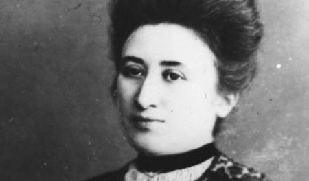 Rosa Luxemburg alias »Junius« (Aufnahme von 1915)