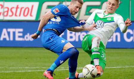 Kann Darmstadt Champions League? Slobodan Rajkovic beim 1:1 gege...